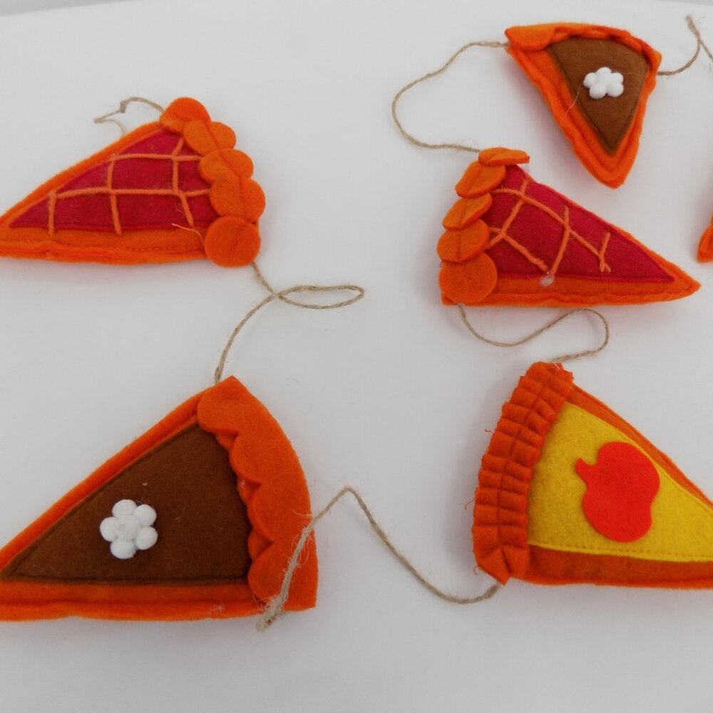 Pie Garland Dessert Slice Ashland Fall Holiday Decor Thanksgiving Pumpkin New - Picture 2 of 6